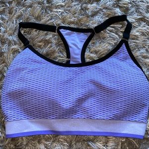 Victoria Secret Medium/M Sports Bra purple Black Workout pads included Lavender